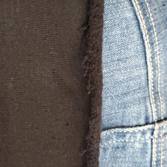 Nwt! Kendall and Kylie hoodie - Picture 5 of 12